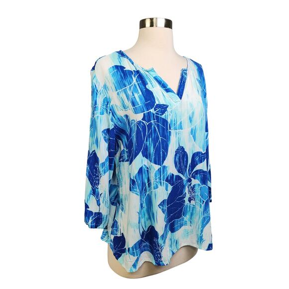 Chicos Womens Tropical Print Blouse Size Large Blue White Split Neck Lightweight - Picture 2 of 10